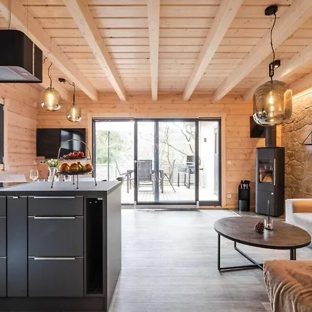 Bergwaldchalet Wellness 8 *